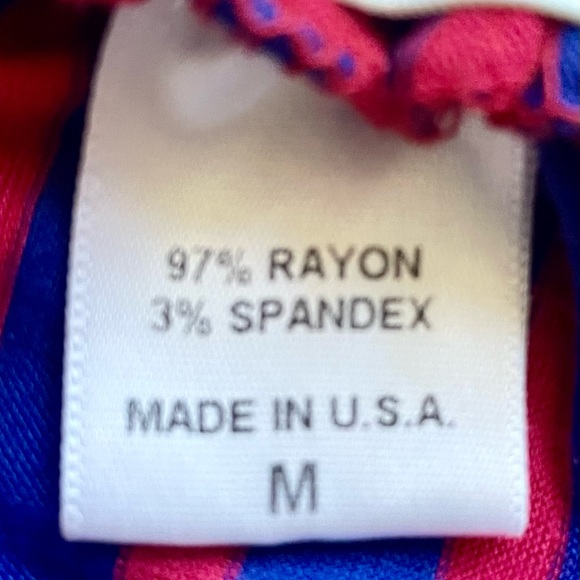 Comfy spandex/ cotton blend top - Picture 3 of 3